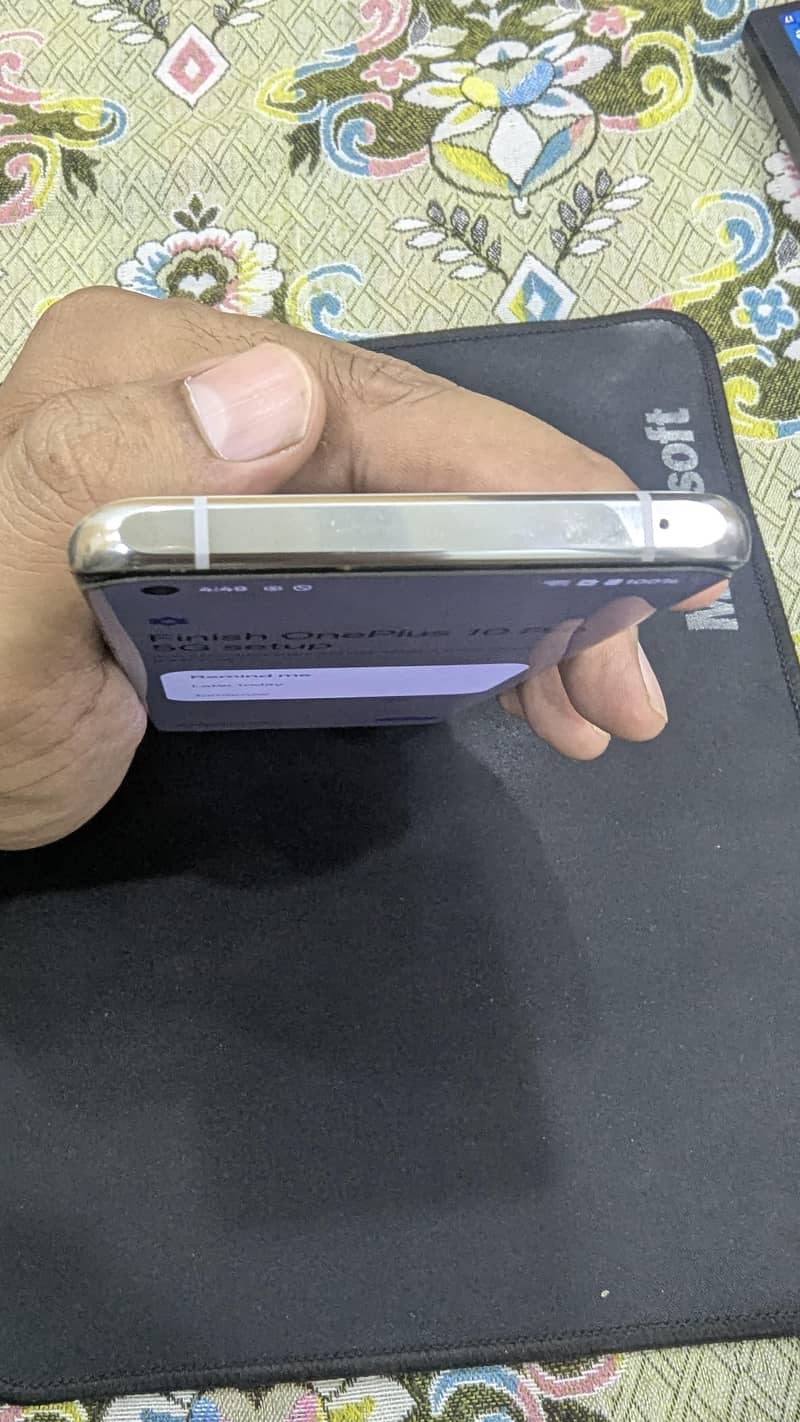 One Plus 10 Pro 5
