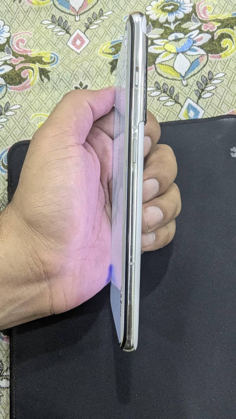 One Plus 10 Pro 12