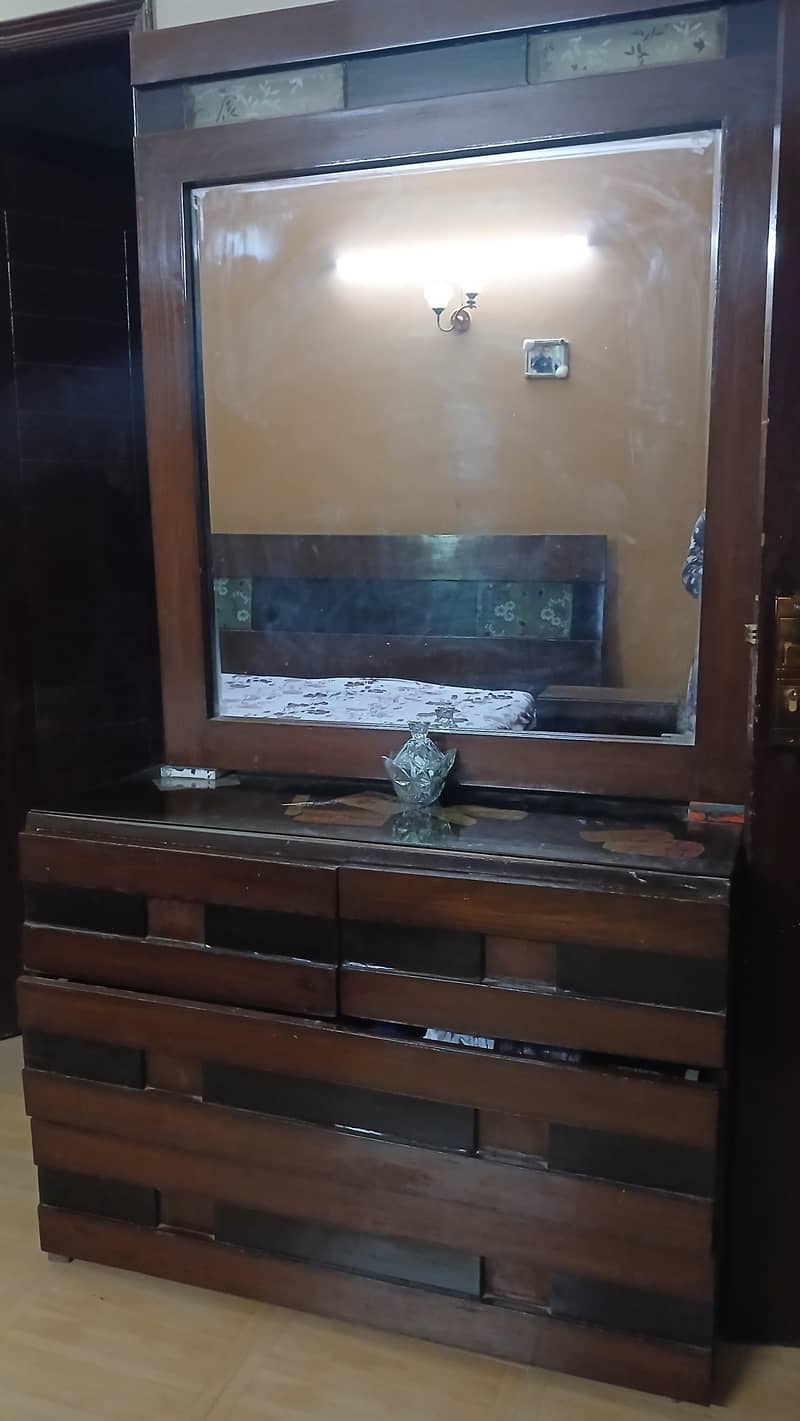 bedroom set 0