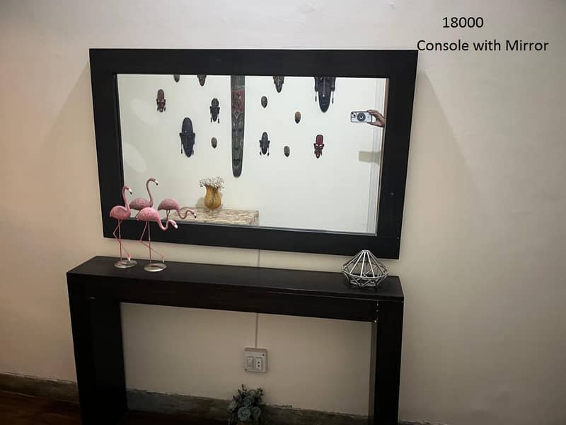 Console with mirror 0