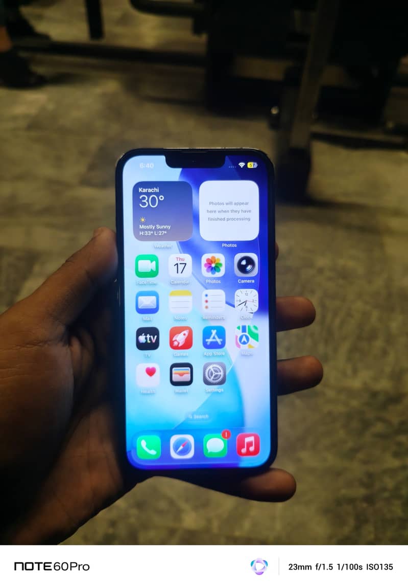 Apple iPhone 13 Pro 4