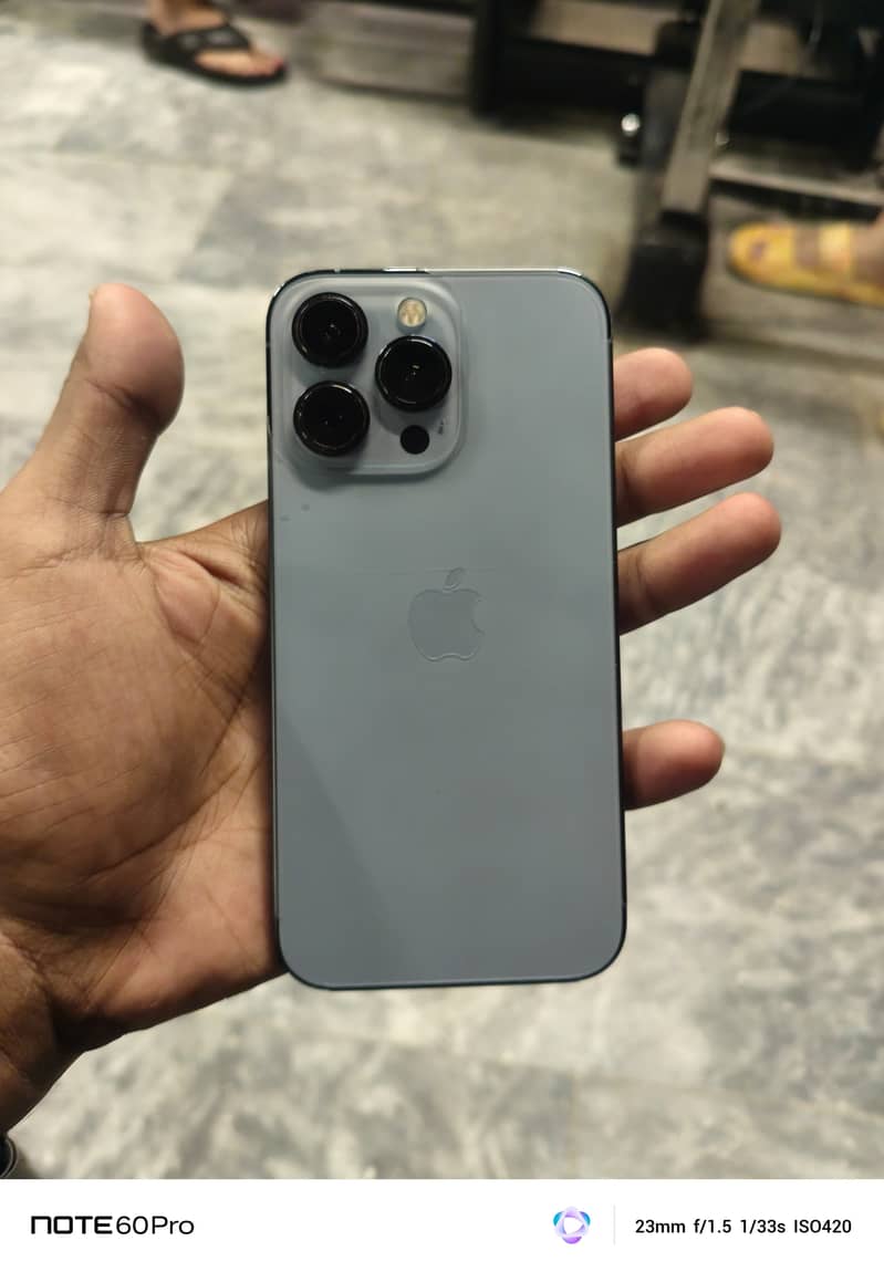 Apple iPhone 13 Pro 0