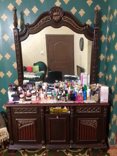 dressing tale for sale