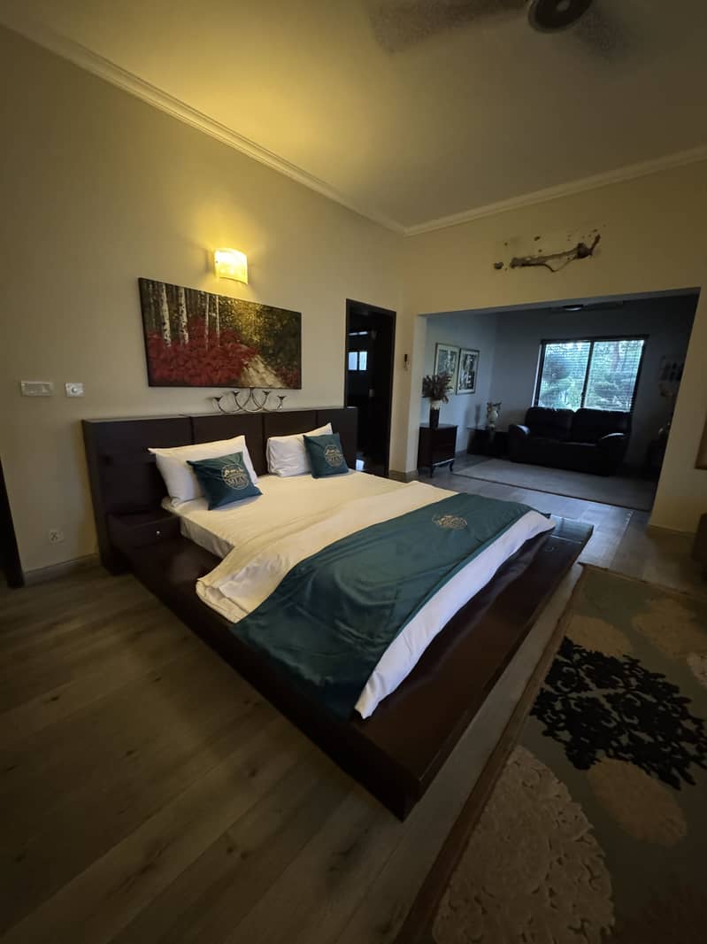Fantastic Bed 0