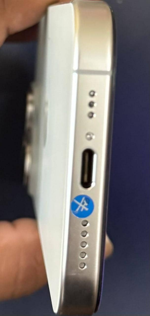 Apple iPhone 16 Pro 5
