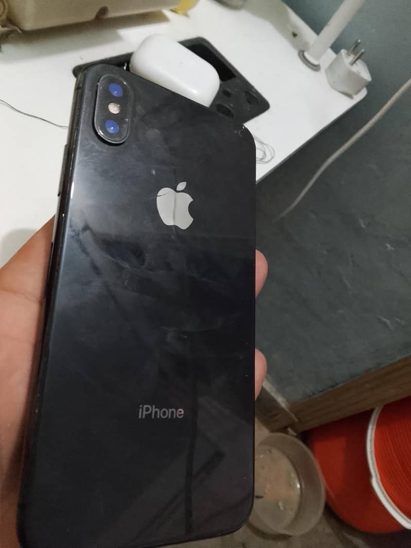 Apple iPhone X 1