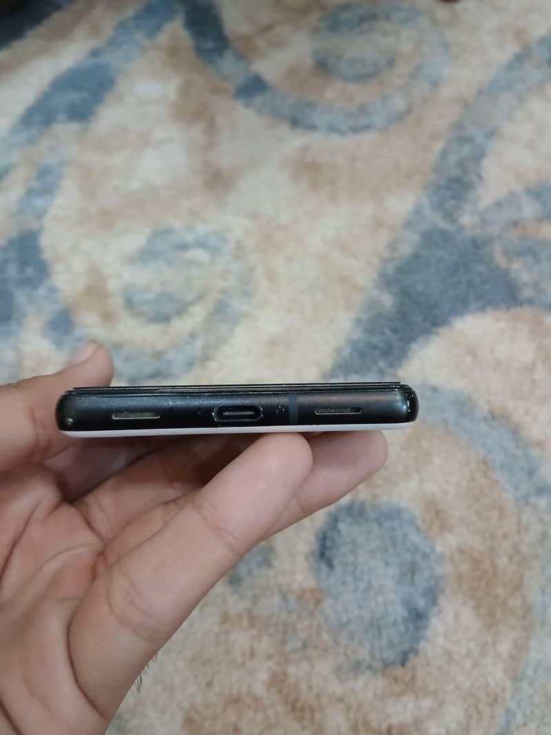 Google Pixel 6a 3