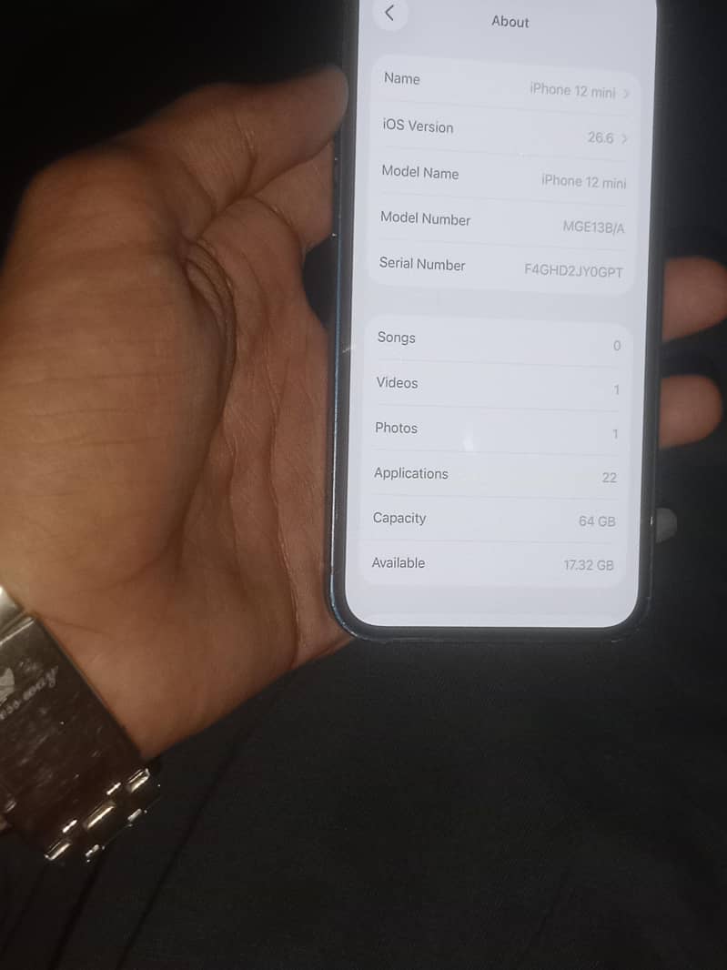Apple iPhone 12 mini 6