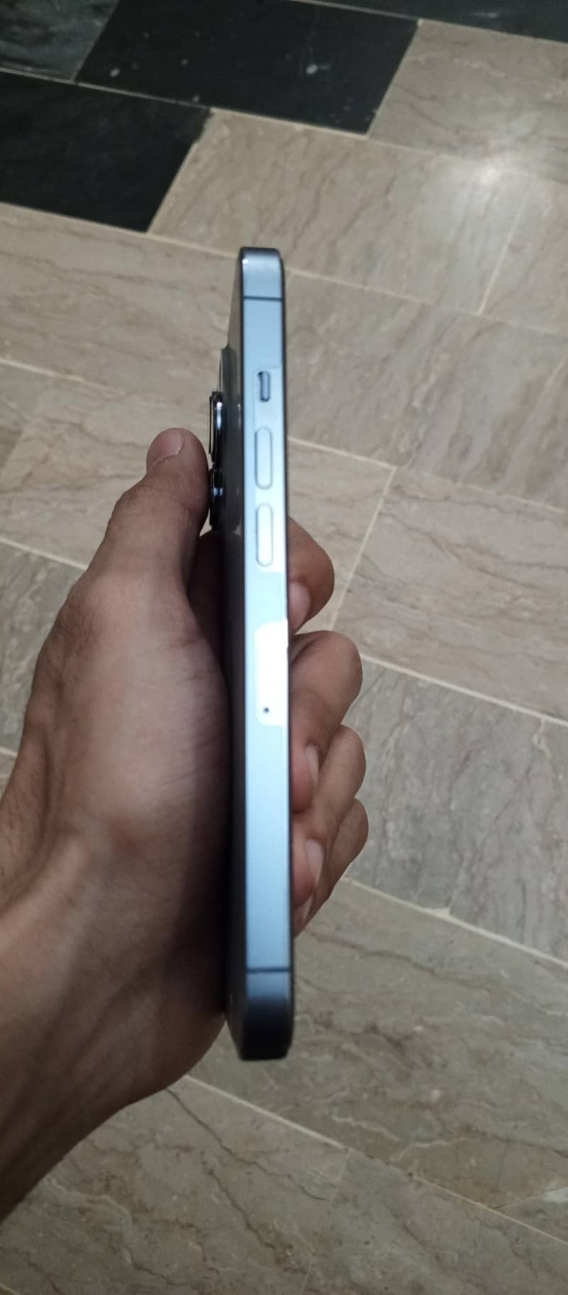 Apple iPhone 13 Pro 3