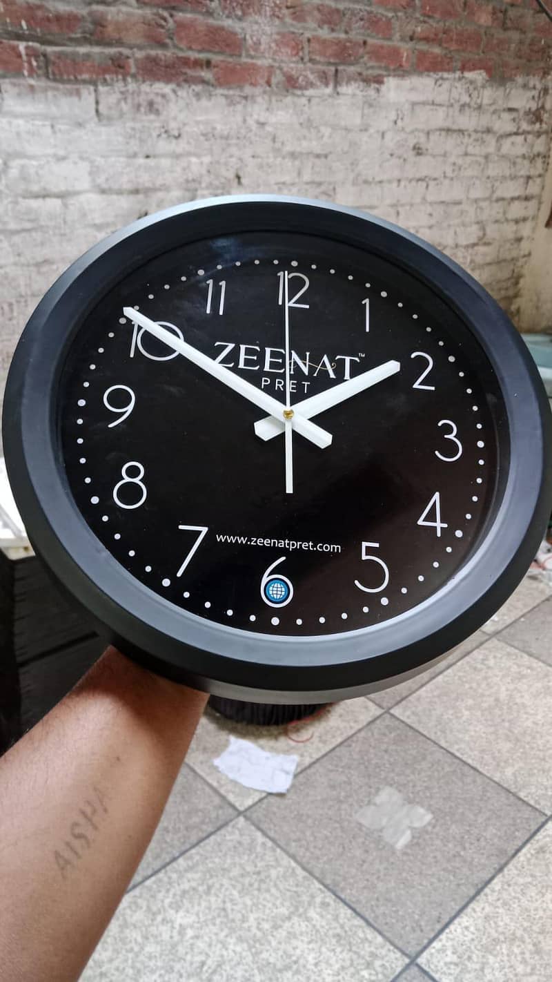 Customized Wall Clocks 7