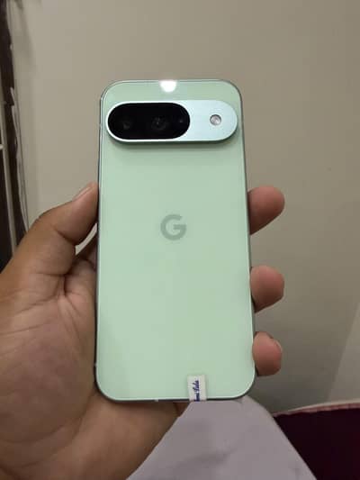 Google Pixel 9