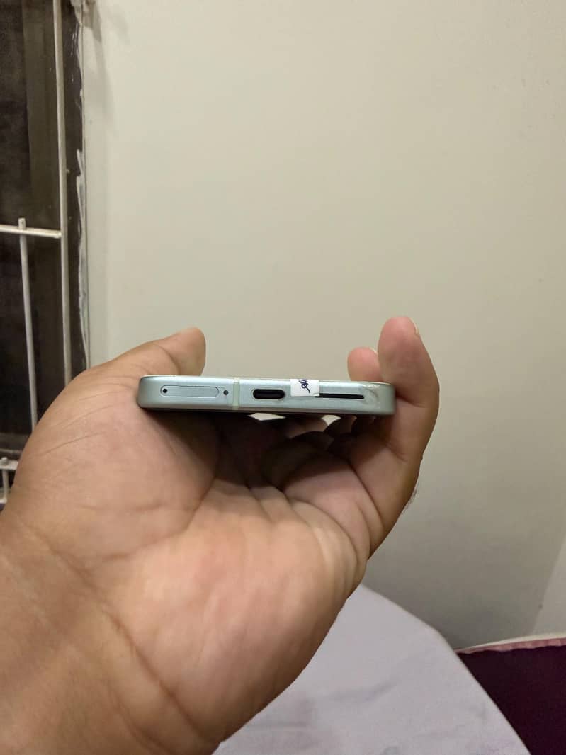 Google Pixel 9 2