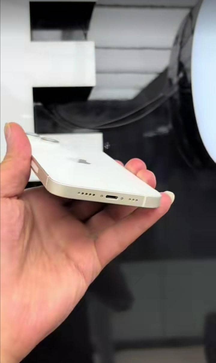 Apple iPhone 14 1