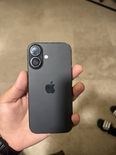 Apple iPhone 16