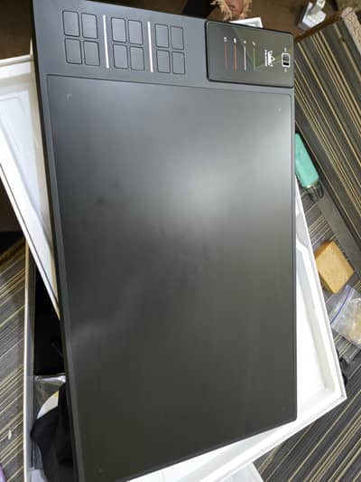 huion inspiroy wh1409