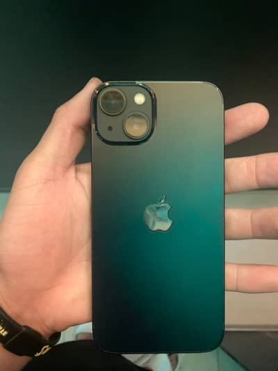 Apple iPhone 13
