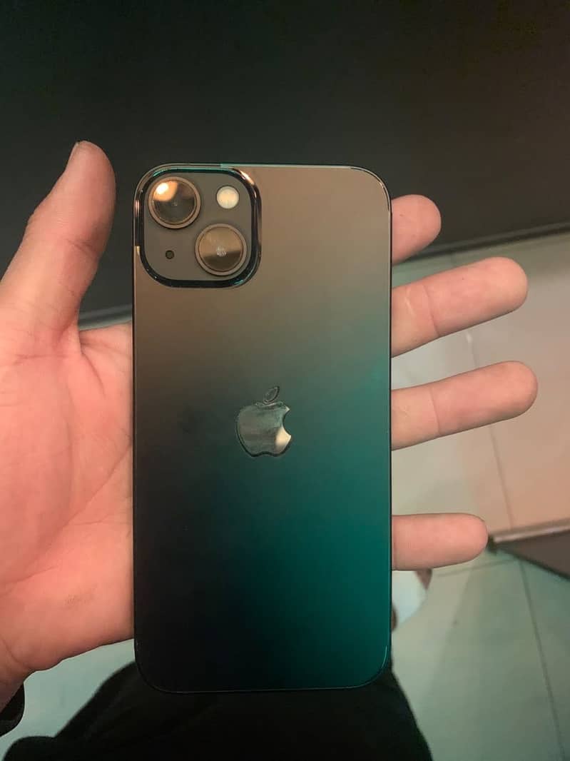 Apple iPhone 13 1