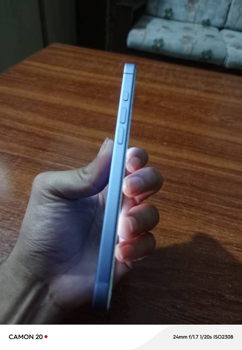 Apple iPhone 16 Plus waterpack 1