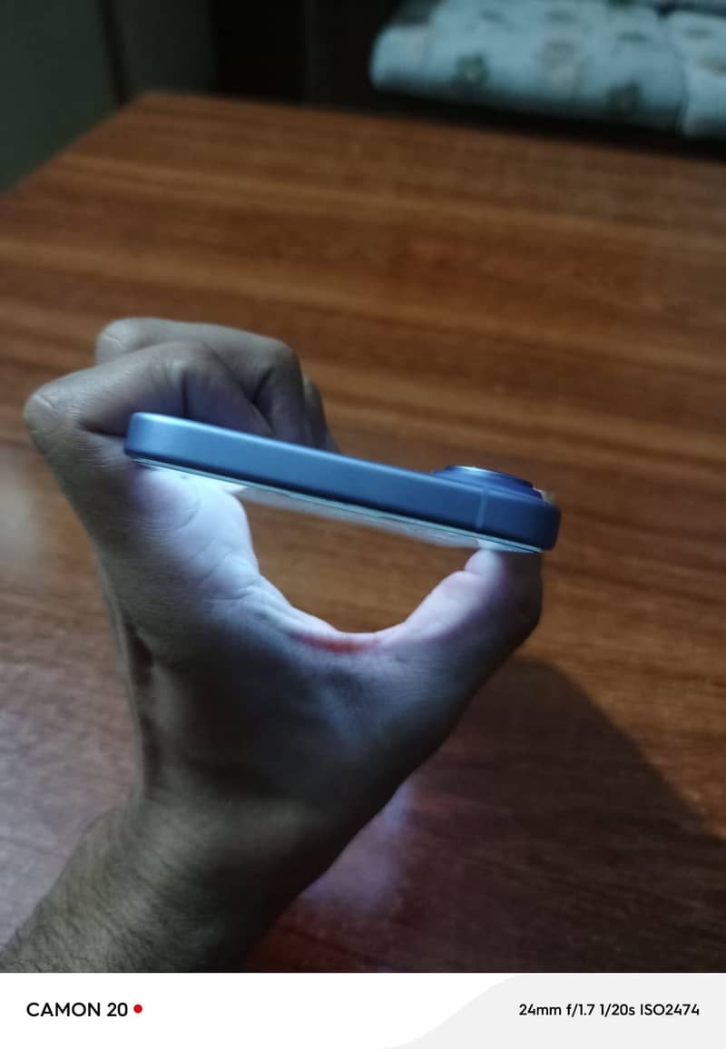 Apple iPhone 16 Plus waterpack 3
