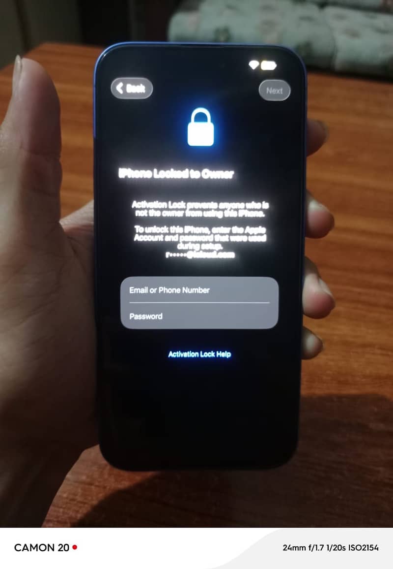 Apple iPhone 16 Plus waterpack 5