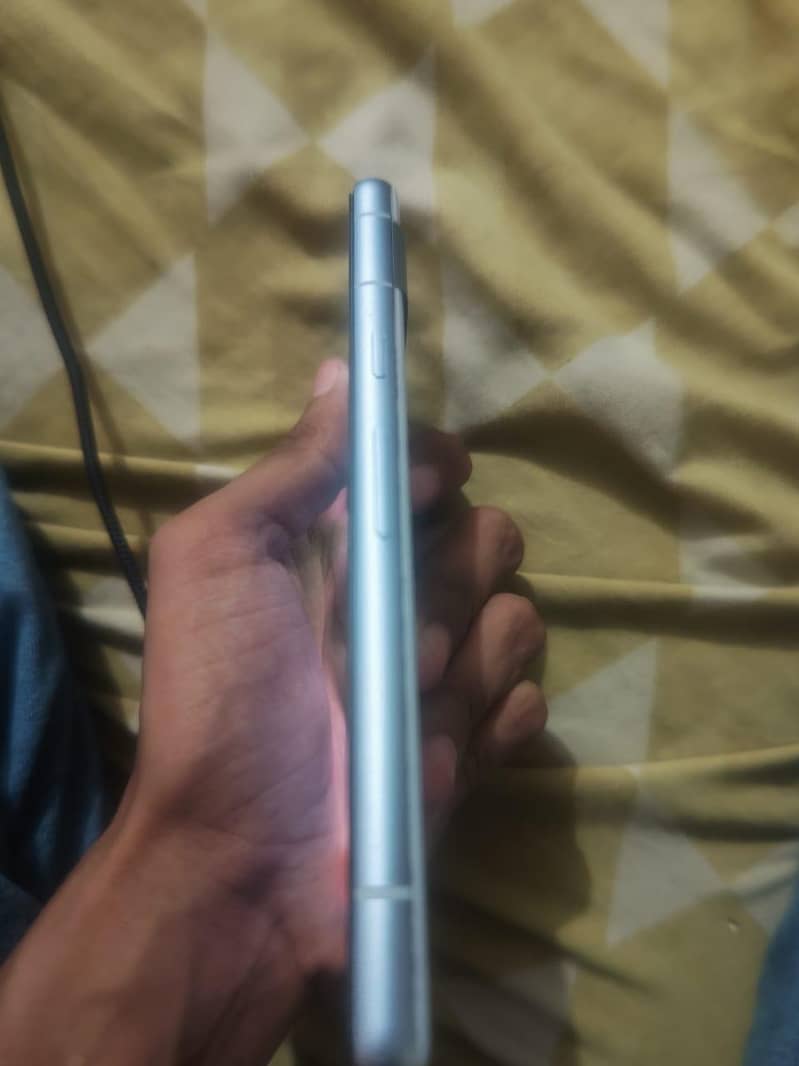 Google Pixel 7a 3