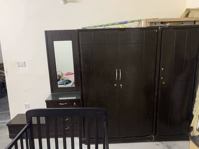 1 dreasing 2 door wardrobe 1 door wardrobe