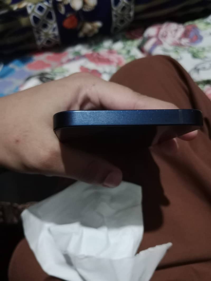 Apple iPhone 12 2