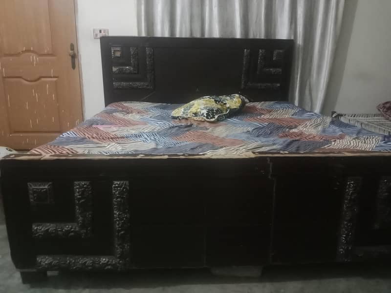 full size bed 0