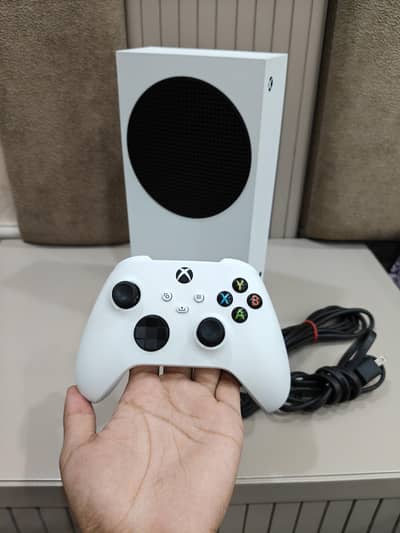 Xbox Series S | For Gta 6 lovers | 10 by 10 condition |  urgent sale