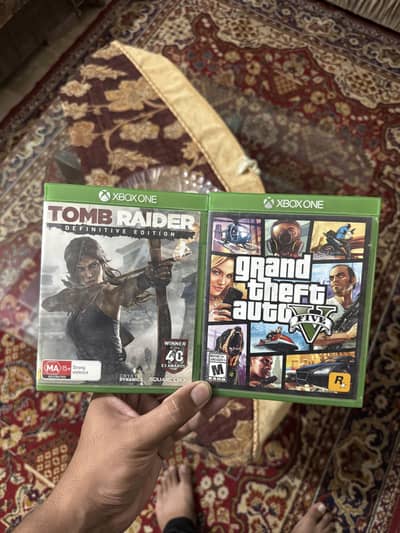 Xbox cd gta5 or tombrider