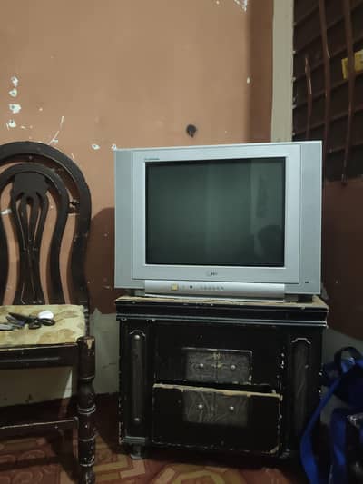 flat screen ha condition 10 by 10 ha all werking ha