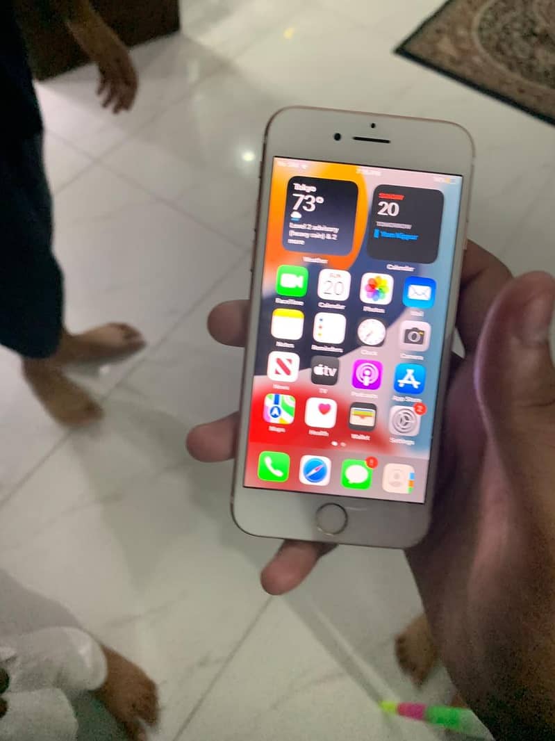 Apple iPhone 7 7