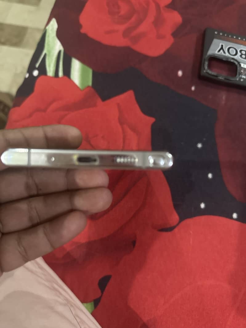 Samsung Mobile Note 10 Plus 3