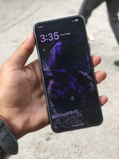 Google Pixel 8
