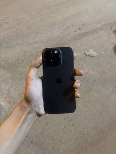 Apple iPhone 16 Pro