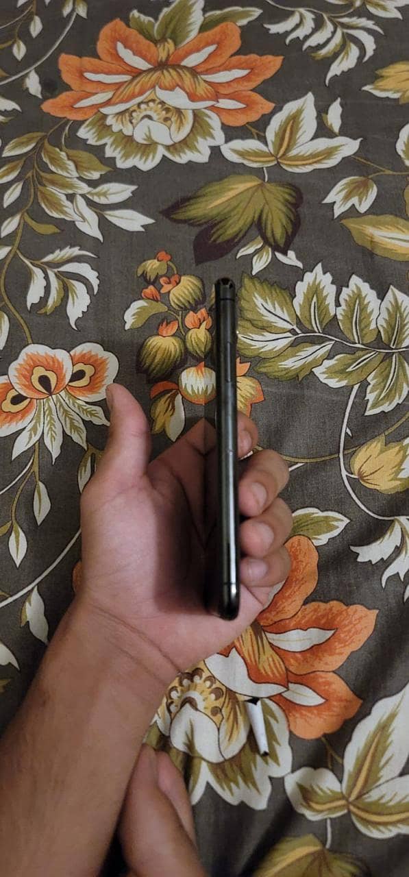 Apple iPhone X 2