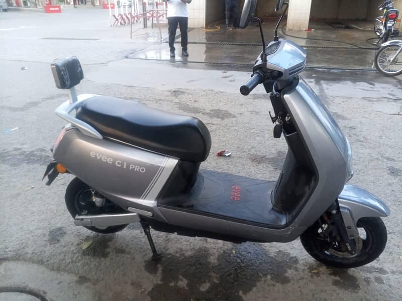 evee c1 pro 1