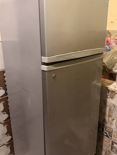 Fridge both Abhi hai