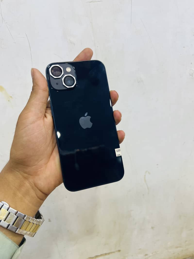 Apple iPhone 13 1