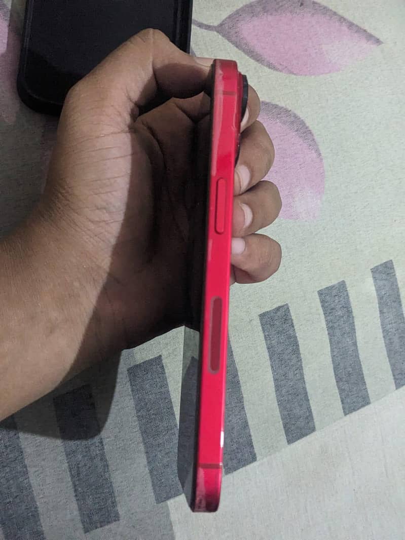 Apple iPhone 14 5