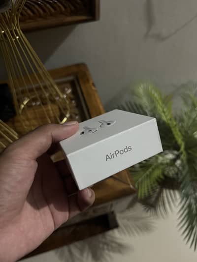 Apple AirPods 4