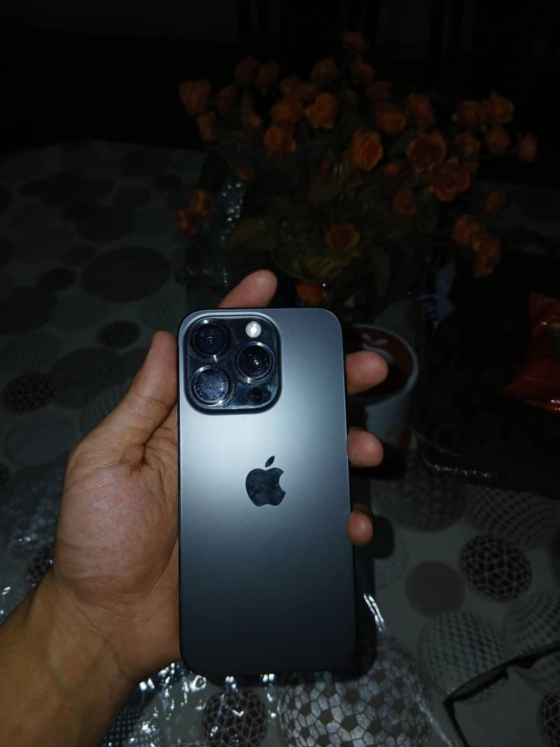 Apple iPhone 15 Pro 1