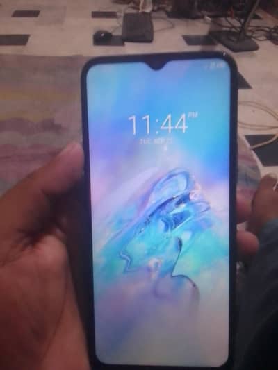 Infinix Hot 8
