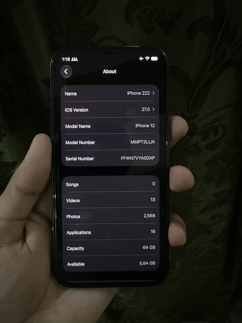 Apple iPhone 12 4