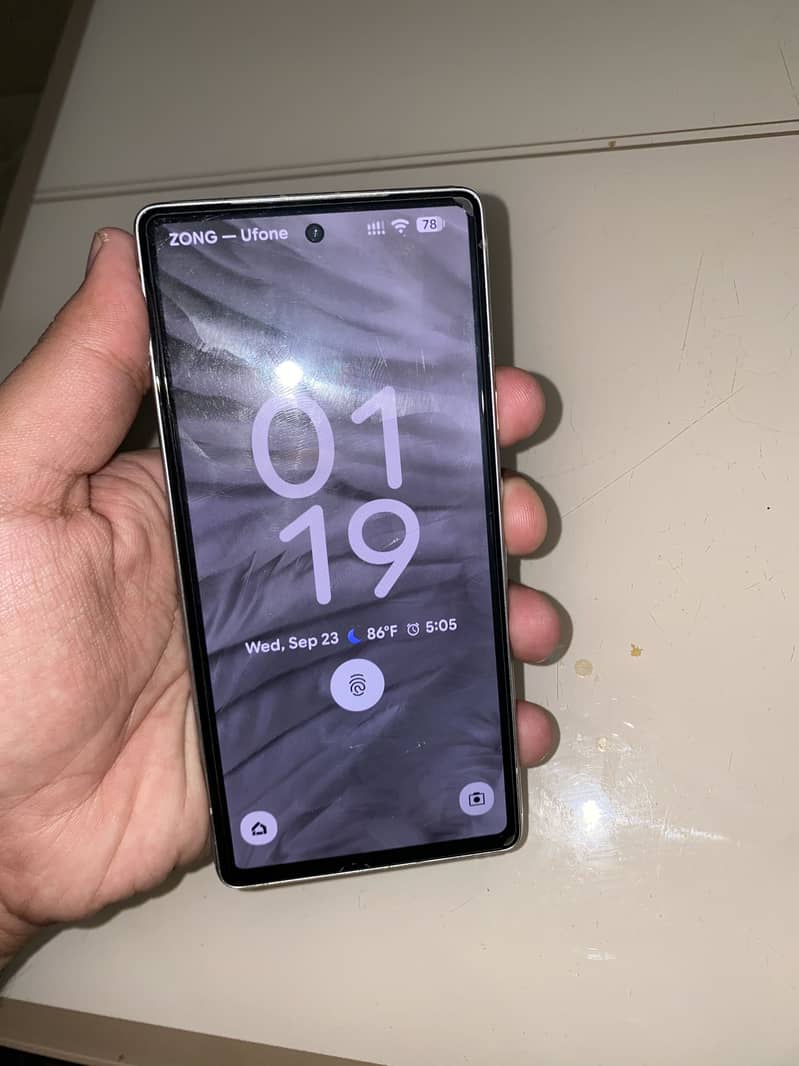 Google Pixel 7a 1
