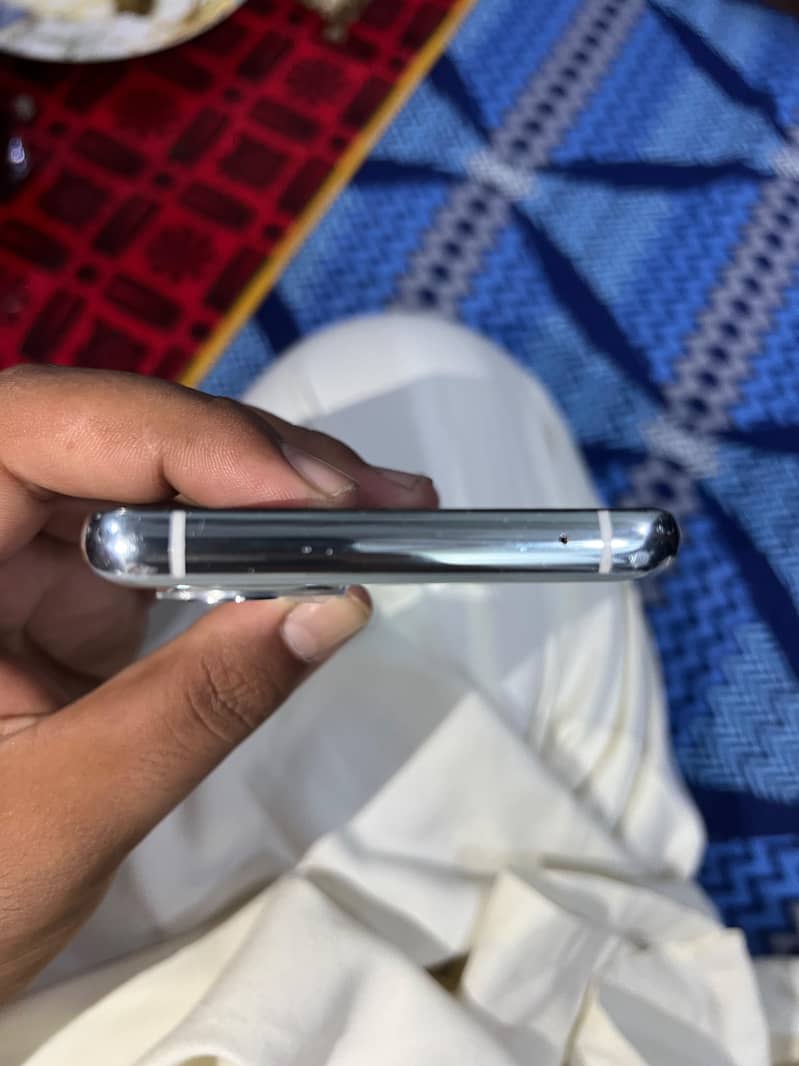 One Plus 9 pro 5G 1