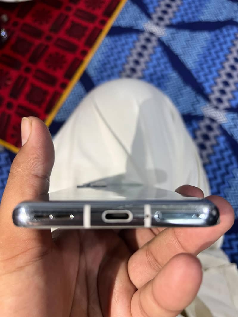 One Plus 9 pro 5G 7