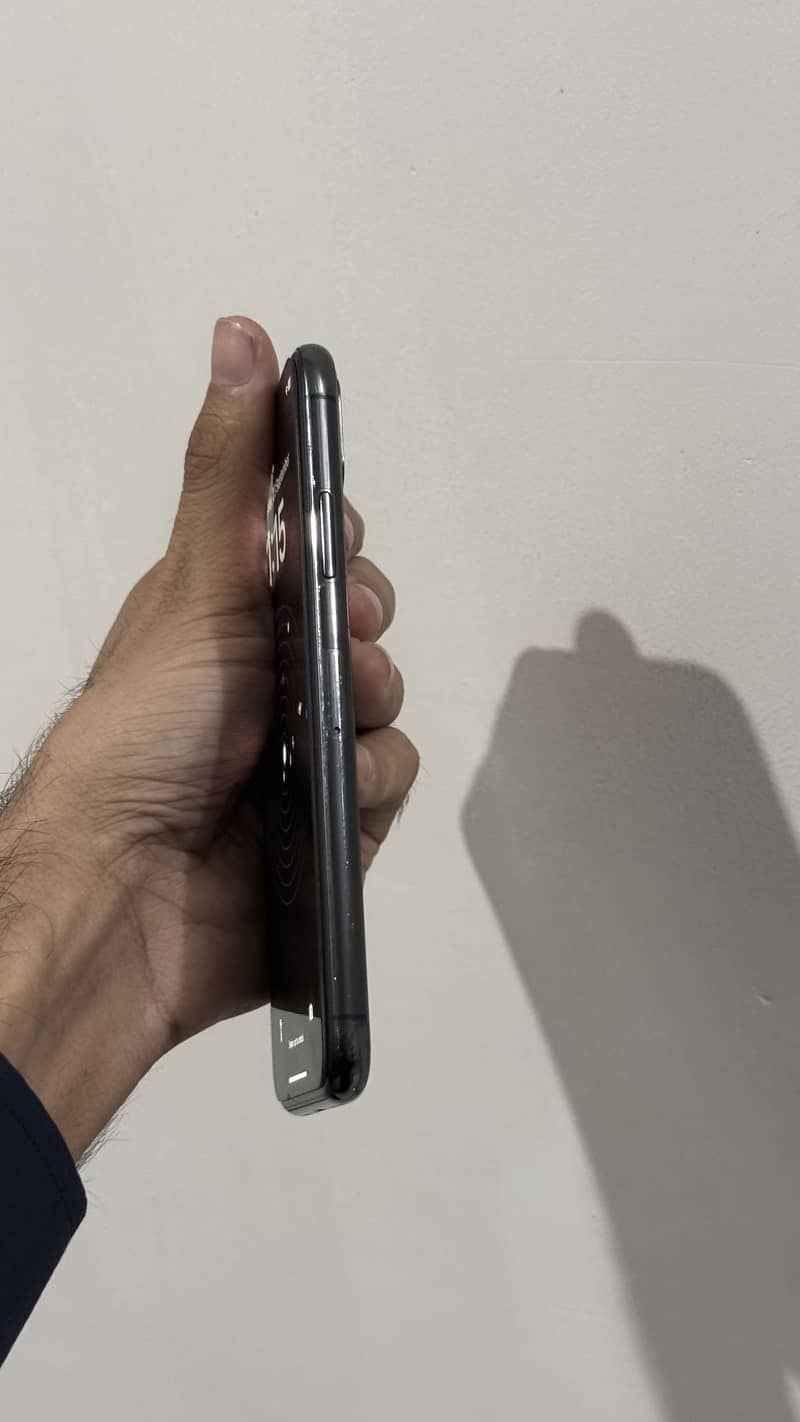 Apple iPhone X 2