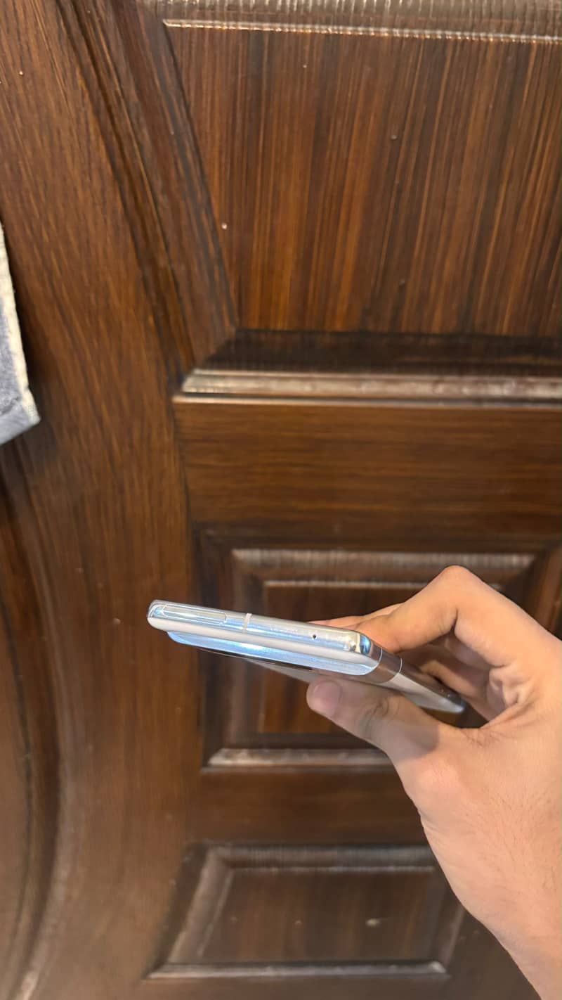 Google Pixel 7 Pro 6