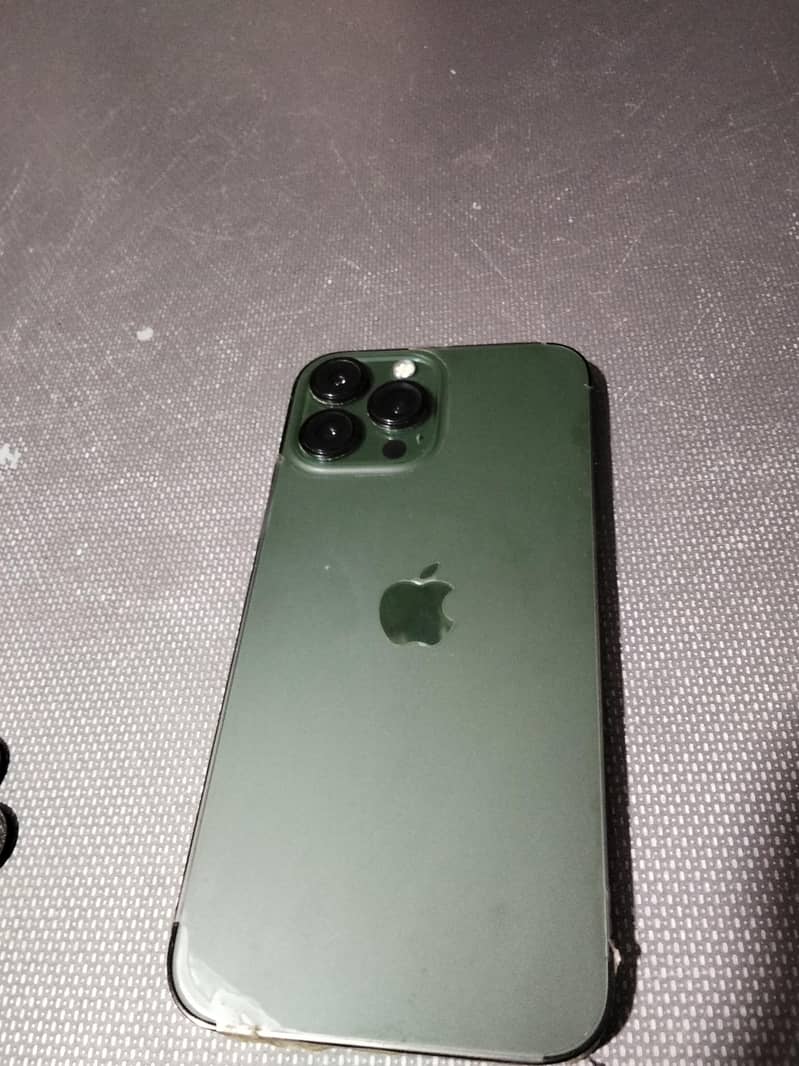 Apple iPhone 13 Pro Max 0